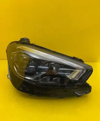 Mercedes-Benz E W213 Headlight/headlamp A2139066810