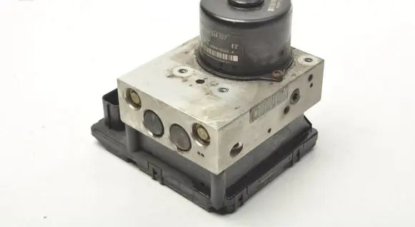 Volkswagen New Beetle ABS Pump 6X0614517