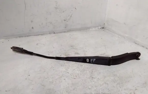 Mercedes-Benz ML W164 Front wiper blade arm A1648201440