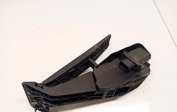 BMW 1 E81 E87 Accelerator throttle pedal 3542677093501