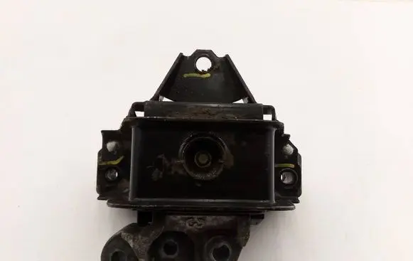 Mitsubishi Outlander Engine mount bracket 1091A353