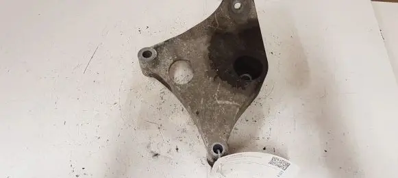 BMW 1 F20 F21 Engine mounting bracket 678861103 2211678861103 68572910