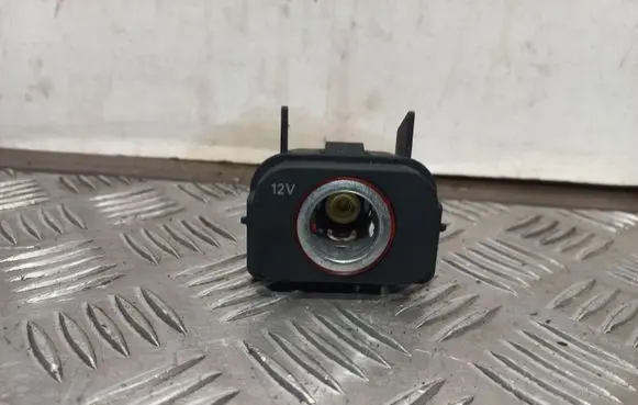 Audi Q5 SQ5 12 V Socket (rear) 8K0919565