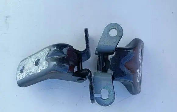 Front door hinge set