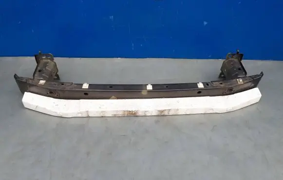 Toyota Verso Front bumper support beam