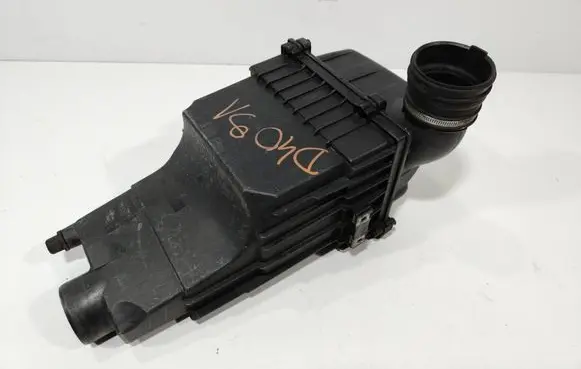 Peugeot 206+ Air filter box 9634107180