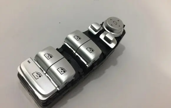 BMW 7 G11 G12 Electric window control switch 9382502
