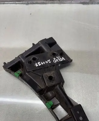 Volvo V60 Front bumper mounting bracket 31425463