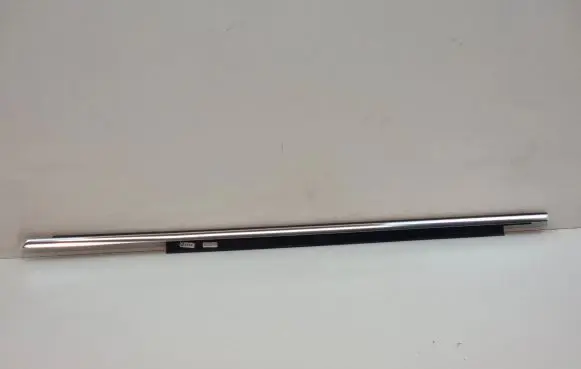 Audi Q5 SQ5 Front door glass trim molding 8r0853283e