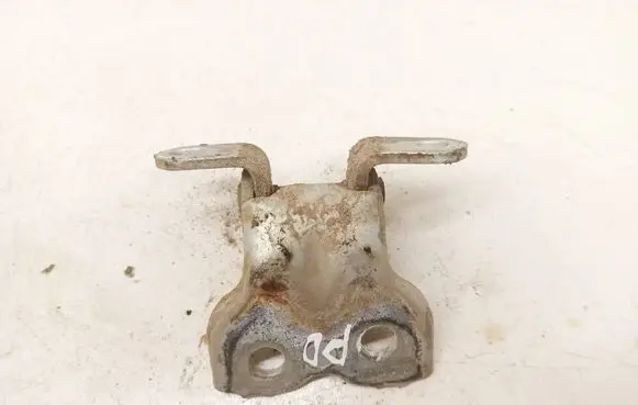 Toyota Yaris Front door upper hinge 