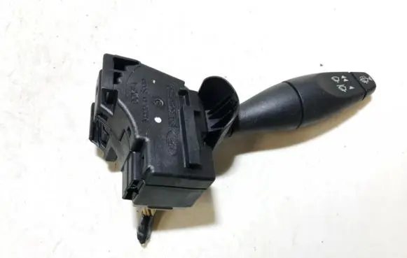 Ford Focus Wiper control stalk 98ag17a553cc 98ag-17a553-cc