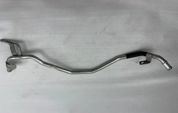 Audi A4 S4 B9 Air conditioning (A/C) pipe/hose 8W1819377A 8W1819377
