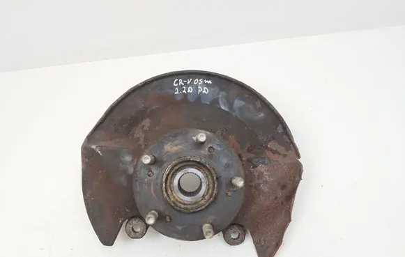 Honda CR-V Front wheel hub