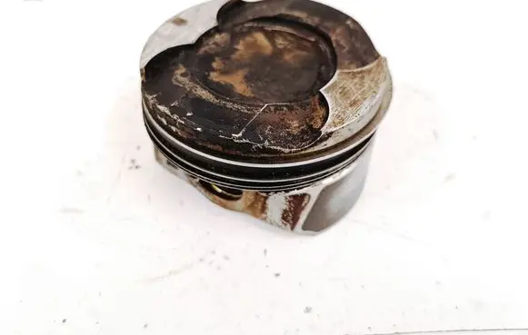 Piston