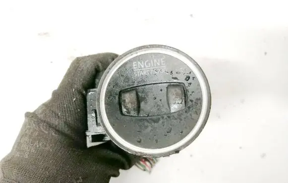 Volkswagen PASSAT B6 Ignition lock contact 3C0905843