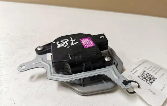 KIA Sorento Air flap motor/actuator D266BP5AA