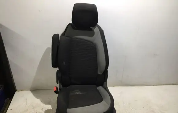 Citroen C4 Cactus Front driver seat MGT891007010 FSA1167690X