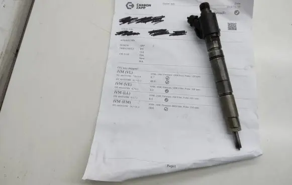 Jaguar XF X250 Fuel injector 0445116013