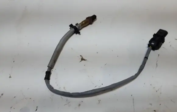 Volkswagen PASSAT CC Lambda probe sensor 06J906262T 0258017266