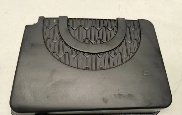 Mini One - Cooper Coupe R56 Air filter box cover 1047965