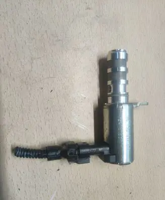 Opel Mokka B Valve oil control 9675081780