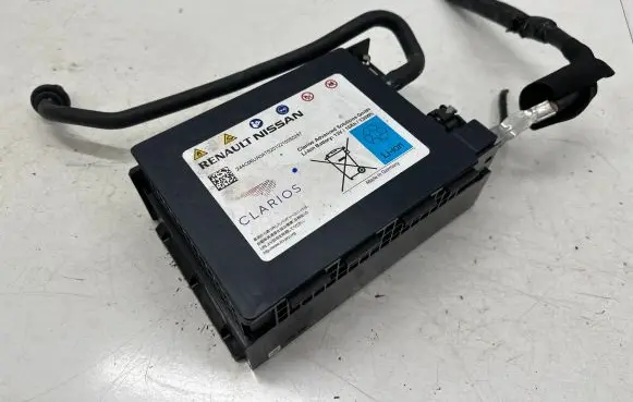 Nissan Qashqai J12 Car battery 244106UA0AT