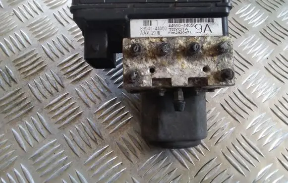 Toyota Avensis Verso ABS Pump 8954144050 4451044050 FAK2920471