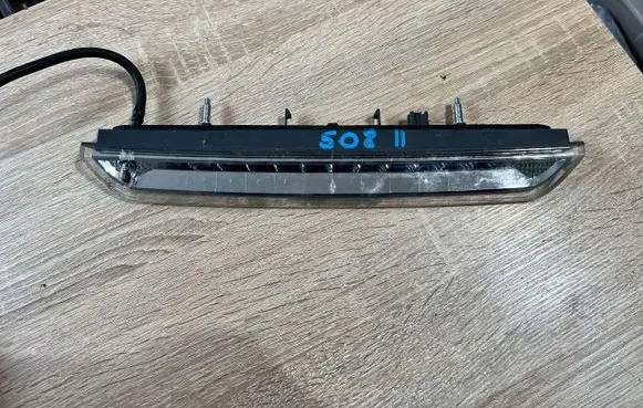 Opel Corsa D Third/center stoplight brak