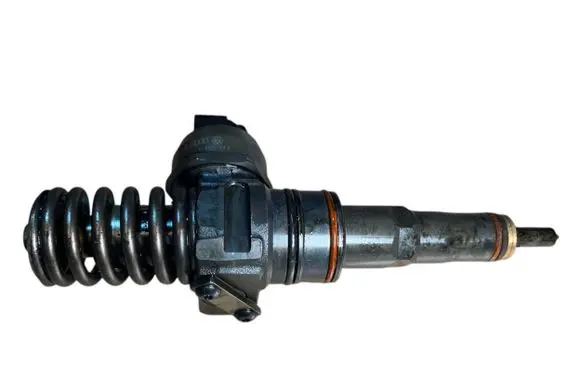 Volkswagen PASSAT B5.5 Fuel injector 038130073AL 0414720039 0414720089