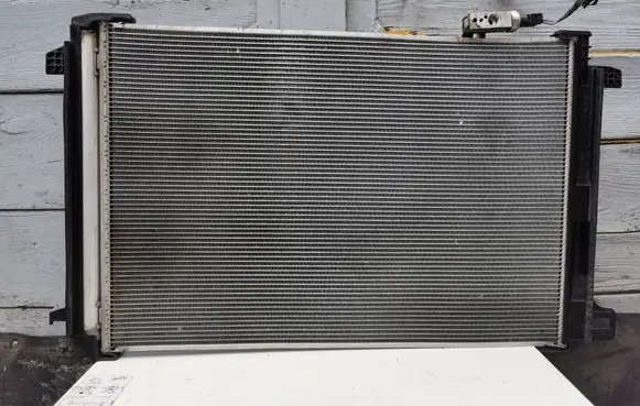 Mercedes-Benz E W212 A/C cooling radiator (condenser) 10290522 A2045000654