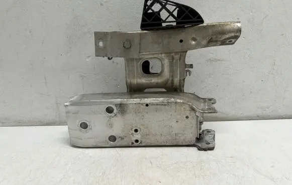 BMW 3 F30 F35 F31 Front bumper shock/impact absorber 7266191