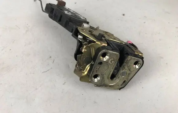 Subaru Outback Rear door lock 61035AE000 61035AE001