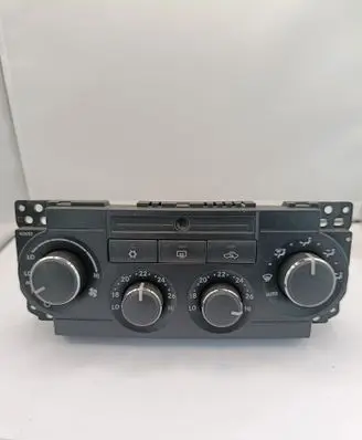 Chrysler 300 - 300C Climate control unit P55111031AG