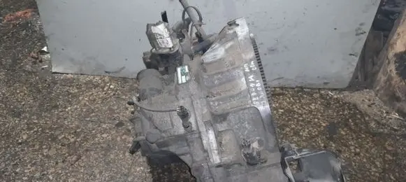 KIA Carnival Automatic gearbox 3511150A140
