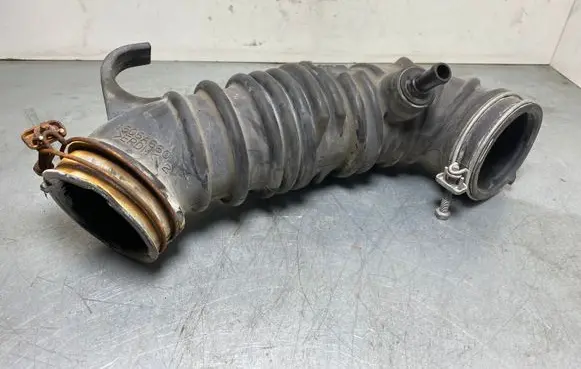 Mitsubishi Outlander Air intake hose/pipe 1505A660