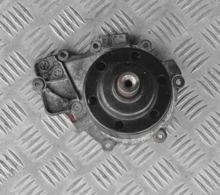 Mercedes-Benz Sprinter W906 Water pump A6512000701