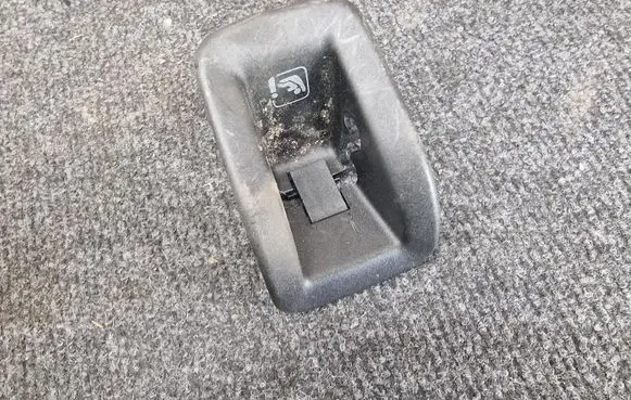 Audi A6 S6 C8 4K ISOFIX cover 4K0887233