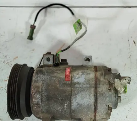 Volkswagen PASSAT B5 Air conditioning (A/C) compressor (pump) 8D0260805M 5060311060