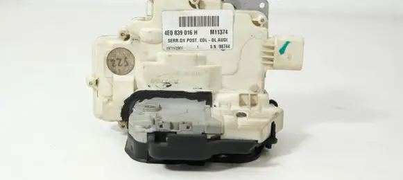 Audi A8 S8 D3 4E Rear door lock 4E0839016H