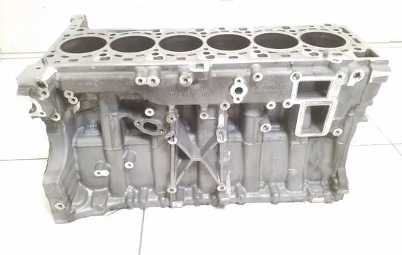 Mercedes-Benz G W463 2nd Gen Engine block R6560111100 16560107701