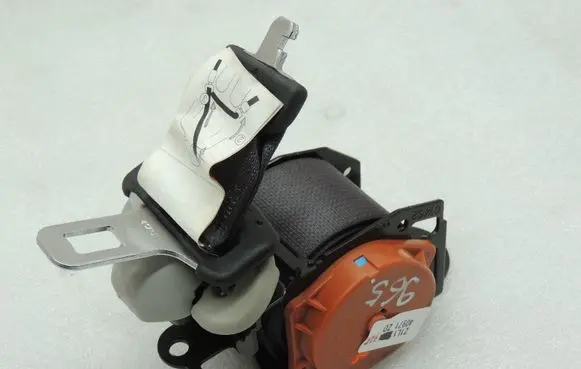 Suzuki Liana Middle seatbelt (rear) 8490654G50ED3 8490654G50BHE