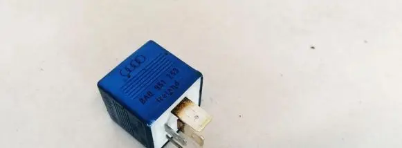Volkswagen Golf IV Other relay 8A0951253 202