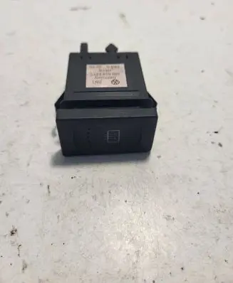 Windscreen/window heater switch