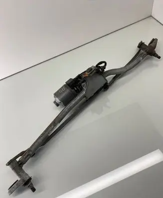 Audi A4 S4 B7 8E 8H Front wiper linkage and motor 3397020697 8E1955023D 0390241509