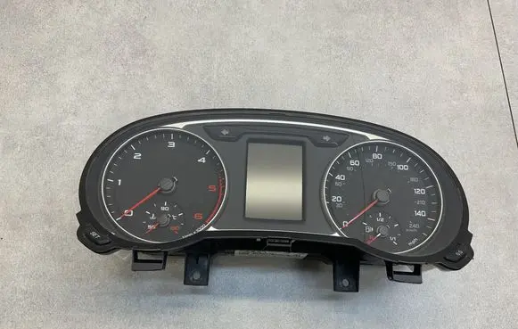 Audi A1 Speedometer (instrument cluster) 8X0920980N