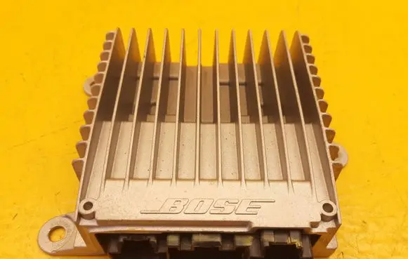 Chevrolet Volt I Sound amplifier 20760438