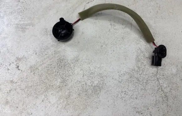 Opel Insignia B Front door high frequency speaker 22973994
