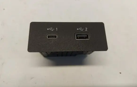Nissan X-Trail T33 USB socket connector 284H36RA2AJLK01