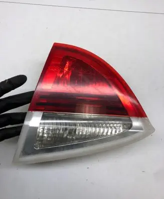 BMW 3 E90 E91 Tailgate rear/tail lights 7160064