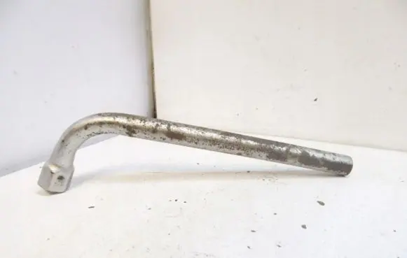 Audi A4 S4 B6 8E 8H Wheel nut wrench 171012219A